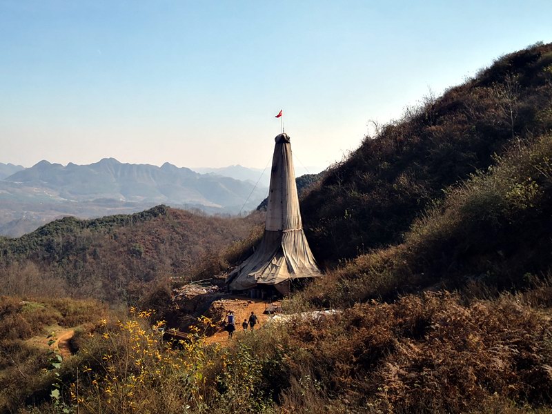 再出發(fā)，亮巖